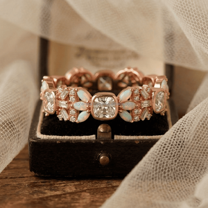 Rose Gold Plated Cocktail <b>Ring</b> With <b>Crystal</b> Rhinestones Flower Design Bezel Setting Romantic Women's Wedding Engagement <b>Ring</b> - Product Image 1