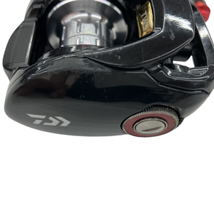 Moulinet de pêche à lancer Daiwa Tatula 103SHL-TW d'occasion de qualité supérieure, pour gaucher, performance de lancer fluide, en métal, rapport de transmission 7.1:1 - Product Image 3