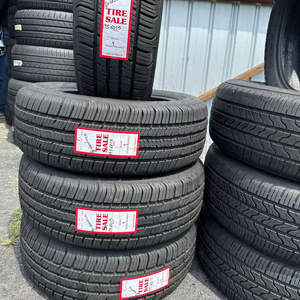 Neumáticos Semimetálicos al Vacío de la Mejor Calidad y Precio Económico, Todos los Tamaños Nuevos y Usados en Venta - Nuevos y Usados con Garantía de 60000-80000 KM, Ontario, Austria - Product Image 1