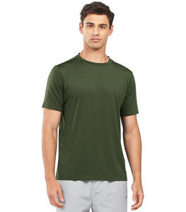 เสื้อยืดคอกว้างสีดำล้วนสำหรับผู้ชาย ปี 2025/2026 ผ้าไม่ทอ 100% ผ้าฝ้าย เนื้อนุ่ม ระบายอากาศได้ดี แห้งเร็ว สวมใส่สบาย  รับสกรีนลายตามสั่ง - Product Image 2