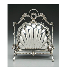 Antique Silver Plated Folding Biscuit Box Victorian Scallop Shell Design Engraved Biscuit Warmer Collectible Tableware - Product Image 1