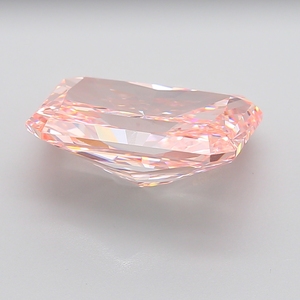 เพชรทรงเรเดียนท์คัท สีแฟนซี ความสะอาดระดับ VVS2 ผลิตด้วยเทคนิค CVD จากห้องปฏิบัติการ แบรนด์ Jk Creation รับรองโดย IGI ผลงานชิ้นเอกแห่งความหรูหราที่เป็นมิตรต่อหลักจริยธรรม - Product Image 3