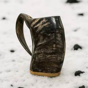 Taza de Cuerno Vikinga de Alta Calidad con Diseño Único y Logotipo, Taza para Beber de Cuerno de Búfalo Tallada a Mano, Artículo Decorativo para Exportación en India - Product Image 1