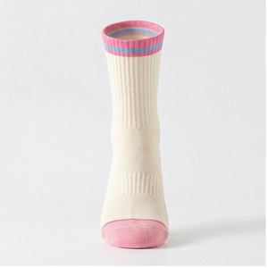 Chaussettes mi-mollet en coton tricoté respirant, couleur crème avec bordure rose, pour adulte, décontractées, saison printemps - Product Image 1