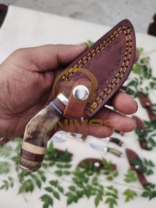 Couteau de chasse artisanal en acier Damas avec manche en corne de bélier, lame fixe, couteau de survie pour le camping en plein air avec étui OEM - Product Image 4
