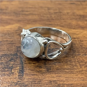 Elegant Vintage Round Moonstone Sterling Silver <b>Statement</b> <b>Ring</b> for Women Everyday Wear Gemstone Jewelry - Product Image 2