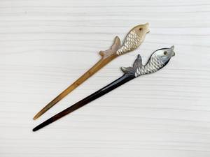 SOFIYA CRAFT Épingles à cheveux rétro en acétate sculpté en forme de poisson et épingles élégantes pour chignon avec embellissement personnalisé pour femmes, usage quotidien - Product Image 1