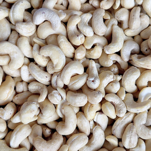 Cashew Kernels Kaju Kaju Low Price Exported To Middle East Cashew <b>Nuts</b> SANTIGO - Product Image 1