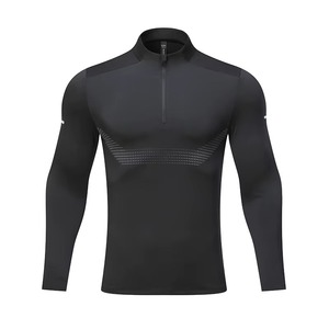 Fabricant de T-shirts de compression OEM/ODM personnalisés – Vêtements de sport et de fitness en polyester et élasthanne – Marque privée, logo personnalisé, vente en gros - Product Image 5