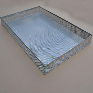 Plateau perforé en acier inoxydable sur mesure pour kit d'instruments, autoclavable manuellement MOL METAL MED CORPORATION - Product Image 1