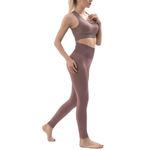 High Quality Breathable Yoga Fitness Wear Seamless Sports <b>Bra</b> and Compression Leggings Activewear Set Everyday For Women Legging - Product Image 5