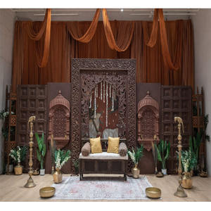 Escenario de Boda al Estilo Vintage del Sur de la India, Decoración para Bodas Tamilas con Marco de Fondo, Escenario de Boda Indio de Estilo Antiguo - Product Image 1