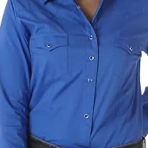 เสื้อเชิ้ตยูนิเซ็กซ์ติดกระดุม ผ้าลินินระบายอากาศดี สวมใส่สบาย เหมาะสำหรับฤดูร้อนและชายหาด น้ำหนักเบา ทรงพอดีตัว ขายส่งจากโรงงาน - Product Image 4