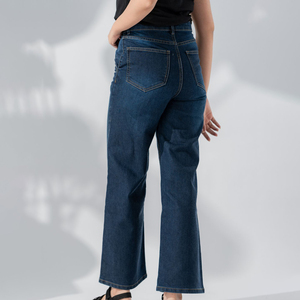 Jeans pour femmes grandes tailles OEM en denim extensible, taille haute, en coton, coupe skinny et évasée, vente en gros, mode féminine, jeans larges - Product Image 6