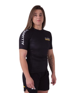 Protector de sarpullido para hombre más vendido de OEM/ODM con etiqueta y logotipo personalizados Fabricante excelente de moda superior disponible a precio al por mayor - Product Image 1