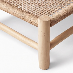 Modern Rattan Outdoor Sun Lounger with Side <b>Table</b>-Eco-Friendly & Durable Woven Design for Poolside Use - Product Image 6
