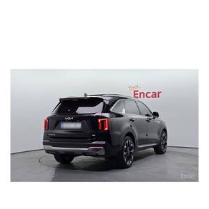 Kia Sorento Diésel 2.2 4WD 2023 con Asientos de Cuero, Volante a la Izquierda, Cámara Trasera - 52,346 km - Product Image 2