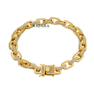 Bracelet pour homme en or plaqué 925 avec diamants de laboratoire, style hip-hop, taille brillant rond, pour usage quotidien, design à maillons. - Product Image 1