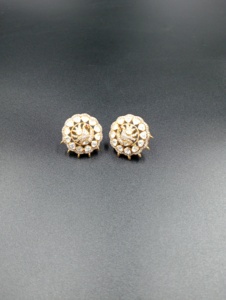 Pendientes Clásicos con Diseño de Flor, Chapados en Oro de 22k, Plata, Modelo Peacock, AMAIRA JEWELS, para Uso Diario Femenino - Product Image 2