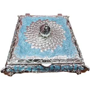 Caja de Joyería Decorativa de Metal Plateado Vintage con Diseño de Plumas Intrincadas y Detalles en Esmalte Azul - Product Image 3