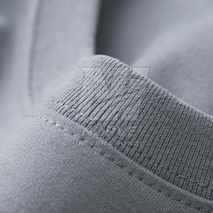 T-shirt oversize pour homme, mode minimaliste, silhouette ample et confortable - Product Image 3