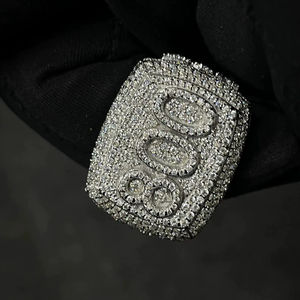 Anillo de Lujo Estilo Hip Hop para Hombre, Chapado en Plata S925 con Moissanita, Totalmente Cubierto de Piedras, Certificado IGI - Product Image 1