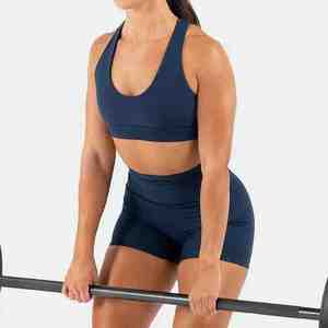 Ensemble de sport grande taille : Crop top fitness et pantalon de yoga taille haute sans couture frontale – Tenue de sport extensible pour la gym - Product Image 3