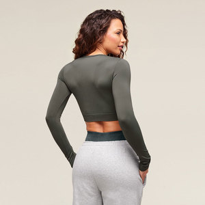 Hauts courts de sport pour femmes de haute qualité, hauts de yoga à manches longues et col rond, coupe ample, pour l'exercice, le fitness et la gym - Product Image 4