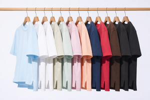 T-shirt décontracté pour femme à col rond et manches courtes en jersey de coton écologique respirant, coupe décontractée avec fentes latérales et ourlet asymétrique - Product Image 4