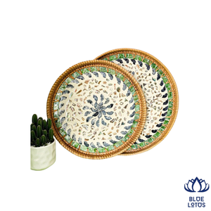 BEST SELLER Plateau en mosaïque de rotin durable, panier de service rond décoratif en osier tressé à la main de qualité supérieure, export direct - Product Image 1