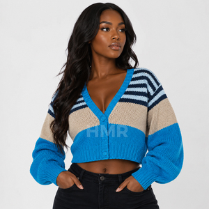 Camisa Casual de Otoño para Mujer, Estilo Sorority HMR Sisterhood, Azul Claro con Mangas de Color en Contraste y Botones en la Parte Delantera - Product Image 1