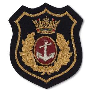 Badges brodés sur mesure de luxe en gros, de haute qualité, faits à la main, avec service OEM, résistants à l'eau, effet 3D en relief - Product Image 2