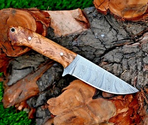 Couteau de chasse en acier Damas à pointe tombante avec manche en bois, bord biseauté, lame non réglable, qualité DIY - Product Image 3