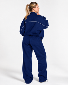 Conjunto Deportivo Casual de Dos Piezas para Mujer con Cremallera y Líneas en Contraste, Chaqueta de Corte Holgado y Pantalones de Pierna Ancha a Juego, a la Moda - Product Image 2