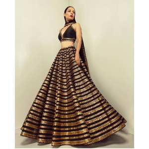 Party Wear Lehenga Choli avec Sequence & Dori Work Robes de mariée élégantes - Product Image 4