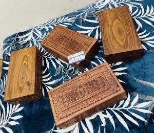 Caja de Madera Rectangular Ecológica para Guardar Joyas y Regalos, Interior Suave para Artículos Delicados, Decoración de Mesa para Navidad y Año Nuevo Chino - Product Image 2