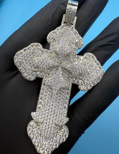 Collar con Colgante de Cruz Iced Out, Joyería de Lujo Hip Hop, con Micro Pavé de Circonita Cúbica, Colgante de Plata Tonificada con Diseño de Declaración - Product Image 1