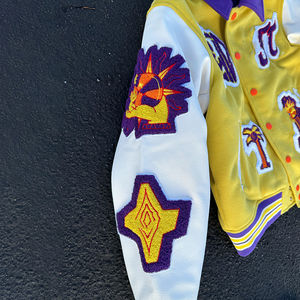 Chaquetas para hombre, chaqueta varsity, bomber, de invierno, de lana, con mangas de cuero, estilo streetwear, con logo personalizado. - Product Image 4