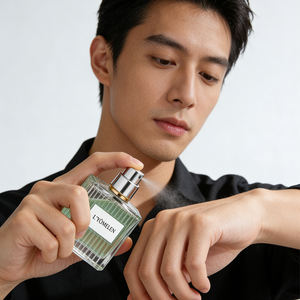 Huile Essentielle de Patchouli de Haute Qualité de France, Parfum Boisé, Formule Végétale Naturelle, Fournisseur de Parfums - Product Image 3