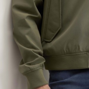 Veste bomber coupe-vent en toile personnalisée de qualité supérieure, streetwear décontracté pour homme de haute qualité avec broderie et fermeture éclair - Product Image 5