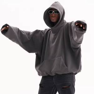 Survêtements personnalisés pour femmes, grammage lourd 500 GSM 350 GSM, en molleton polyester/coton, avec broderie, comprenant un sweat à capuche oversize et un short - Product Image 1