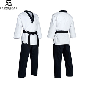 Tenue de karaté blanche avec ceinture assortie, en coton léger, design personnalisé, fournisseur OEM 2026 - Product Image 1
