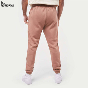 Joggers cargo haut de gamme pour hommes – Pantalons de sport doux au toucher, personnalisables, pour le fitness et le confort quotidien - Product Image 3