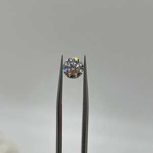 Diamant synthétique CVD de haute qualité, de taille ronde, cultivé en laboratoire, certifié DEF VSS1-VS2, fait main, pour la fabrication de bijoux. - Product Image 2