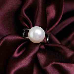 Anillo de Lujo de Plata de Ley con Perla de Agua Dulce para Mujer, Regalo de Boda y Aniversario, Joyería para Fiesta con Baño de Oro - Product Image 2