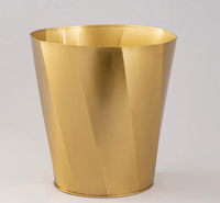 Poubelle à déchets en fer de grande capacité, de qualité supérieure à prix raisonnable, robuste et en métal, pour hôtel, restaurant, bureau.