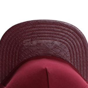 Casquette Snapback au design classique, matériau durable, ajustement confortable, style pour tous les jours, en vente - Product Image 4
