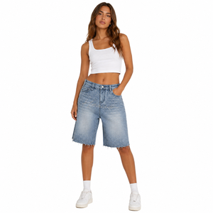 Short en jean taille haute pour femme, style Y2K, orné de strass et de perles de cristal, coupe Bermuda, ourlet brut, streetwear, en denim bleu déchiré - Product Image 1