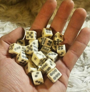 Fabricante de la India Ofrece Dados de Juego con Diseño de Animales, Ecológicos, de la Mejor Calidad, con Técnica de Pulido y Material Orgánico - Product Image 1