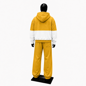 Conjunto Deportivo de Dos Piezas para Hombre, Color Blanco y Dorado, Sudadera con Cremallera Completa y Pantalones Jogger a Juego, Estilo Moderno e Informal - Product Image 2